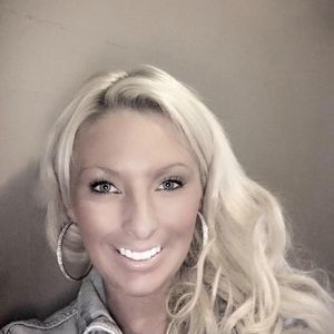 Meet your Posher, Deana